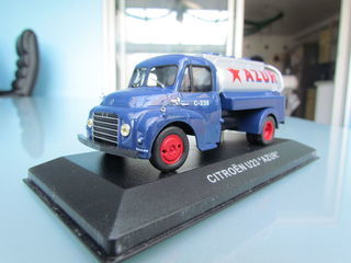 miniature