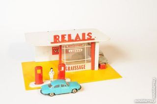 miniature